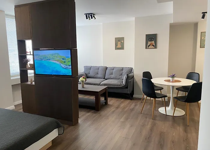 Balkan Tower- Viktoria Апартаменты